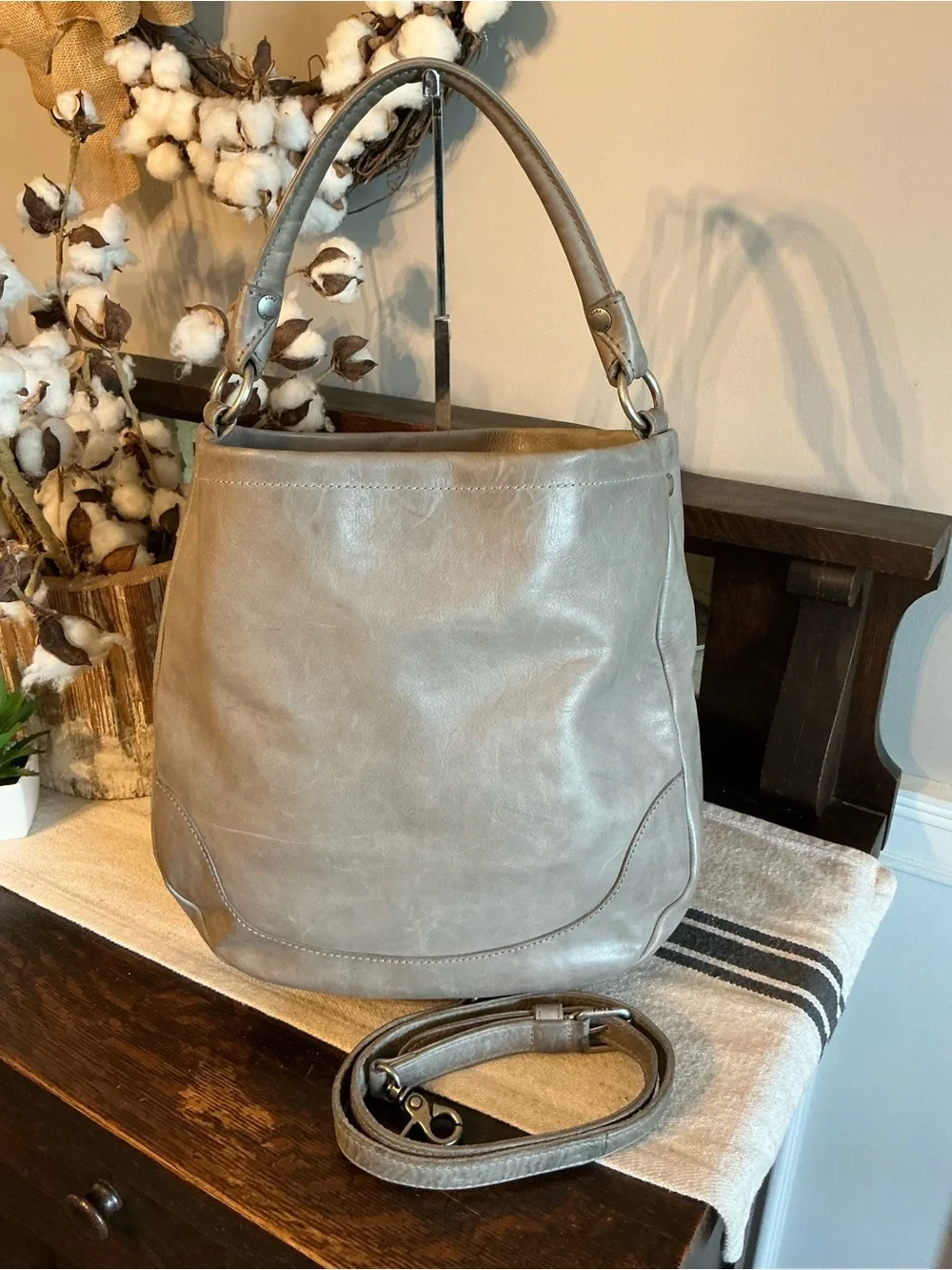 Frye Melissa Leather Hobo Crossbody Bag Ice Light Gray MSRP $388